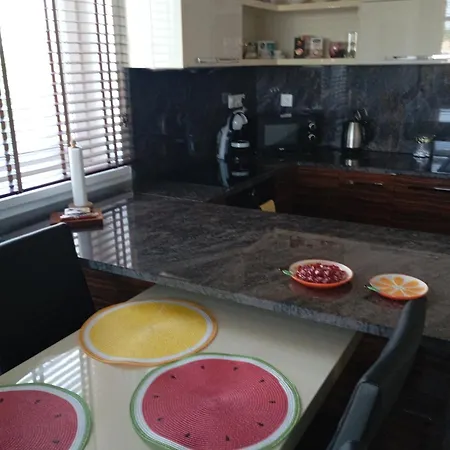 Sukromny * 세네츠